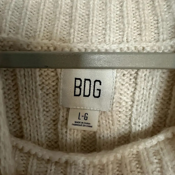 Urban Outfitters Josie Pullover Sweater Striped Ivory Size Large - Picture 5 of 6